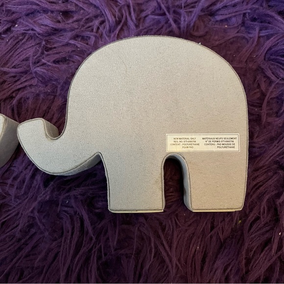 Pottery Barn Baby Bookends - Elephants - a set of 2 - Picture 3 of 6